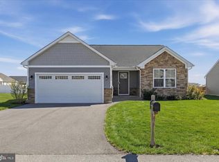 313 Switchgrass Ct, Bunker Hill, WV 25413