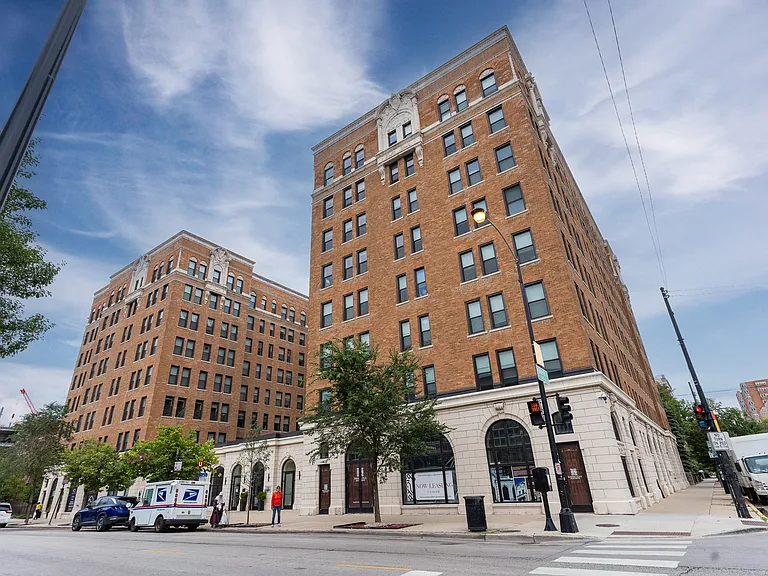 Somerset Place Apartments — Photo 74