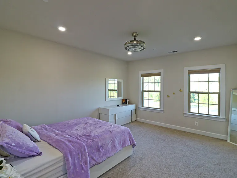 1040 Stepping Pl — Photo 80