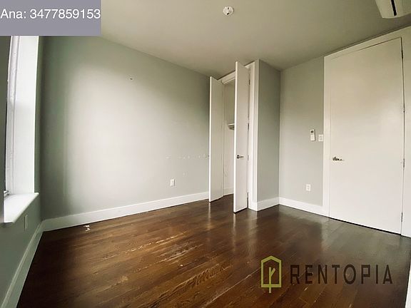 3rd image of 629 Willoughby Ave APT 2C