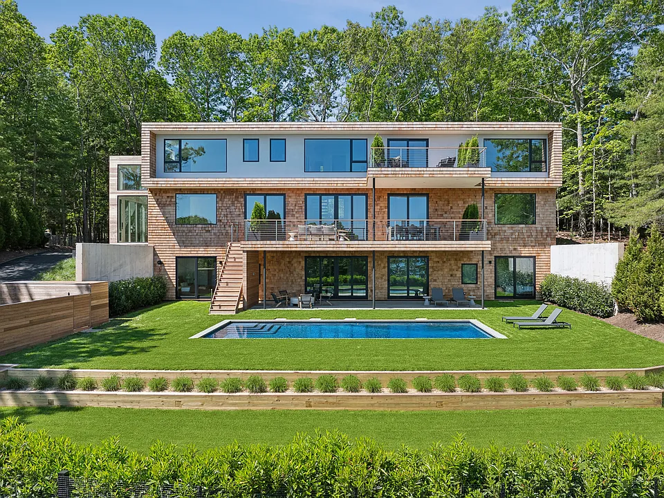 63 Oyster Shores Rd