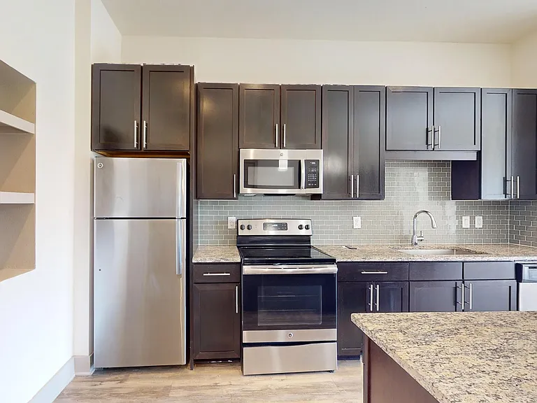 The Flats at Palisades — Photo 85