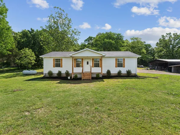 1225 Providence Rd, Lebanon, TN 37087