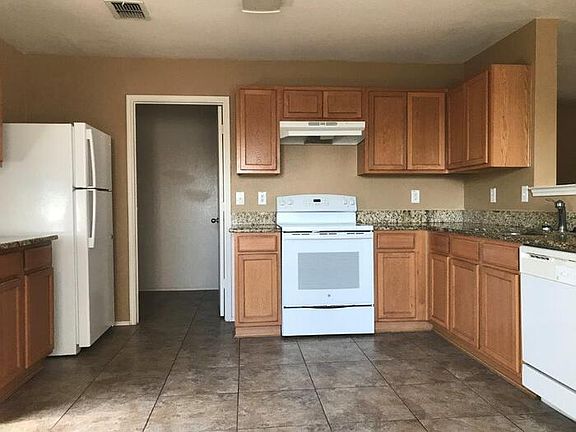 4th image of 9004 Troy Dr