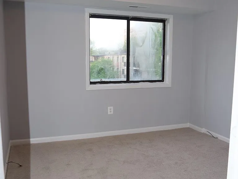 3240 S 28th St #302 — Photo 11