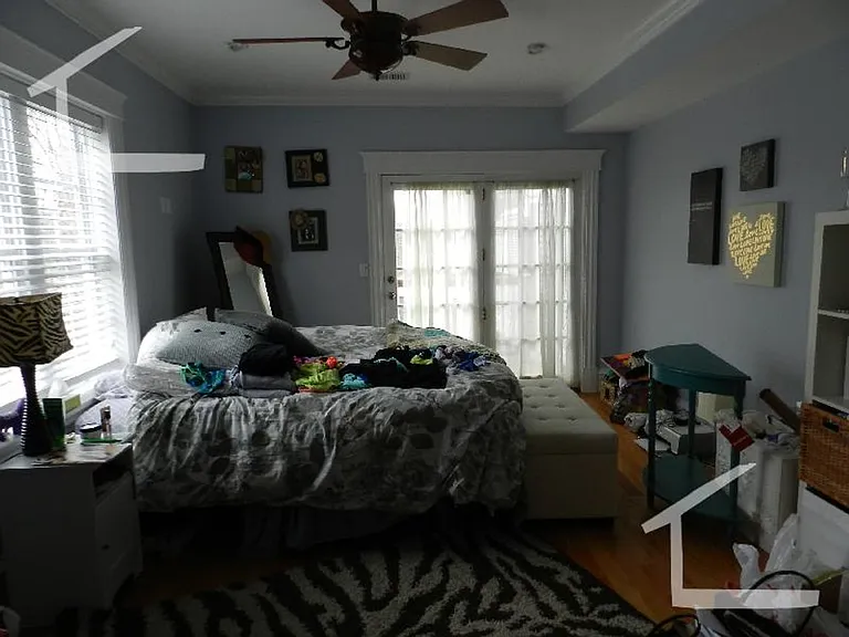 129 Nonantum St #2E — Photo 11
