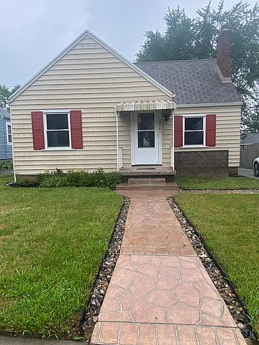 1416 Spring St Photo 1