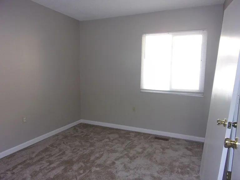 178 Rainier Cir — Photo 10