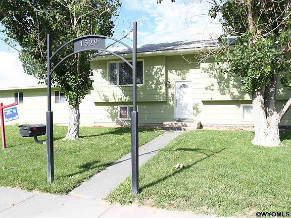 2nd image of 1529 Cloud Peak Dr