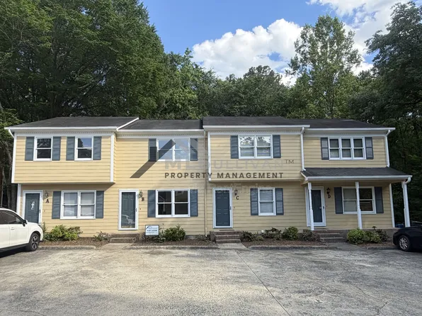 2211 Peppertree St APT B, Durham, NC 27705