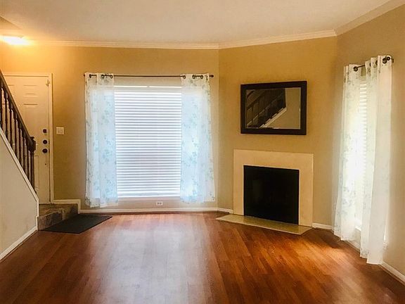 3rd image of 1620 Wellington Pl APT 201