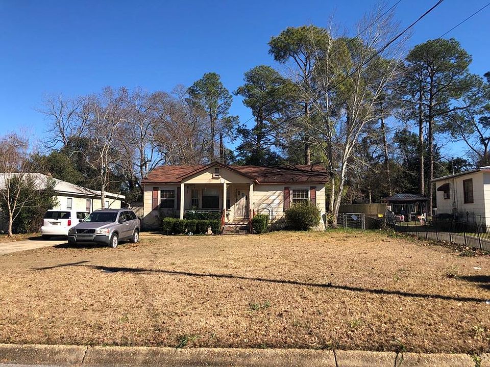 1305 Petty St, Dothan, AL 36301 MLS 196100 Zillow