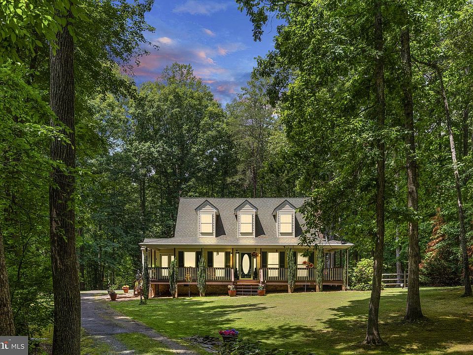 1st image of 59 Pinewood Dr
