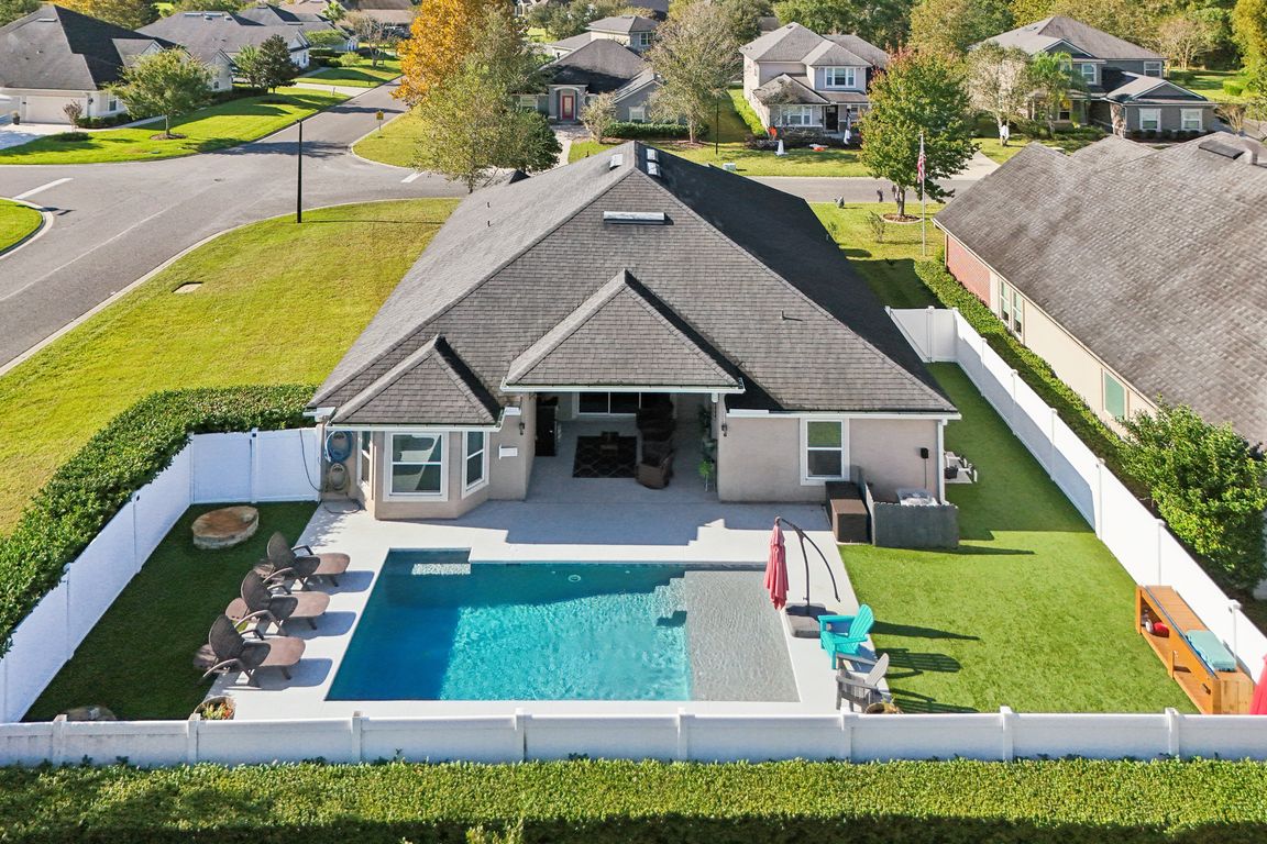 next background image