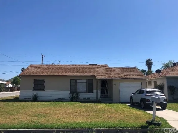 303 W Elmwood Ave, Hemet, CA 92543