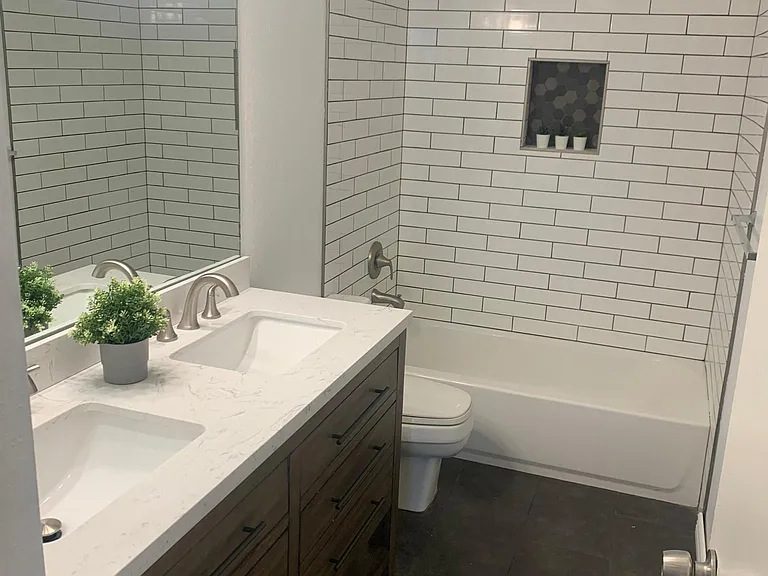 8221 S Bettina Ln — Photo 4