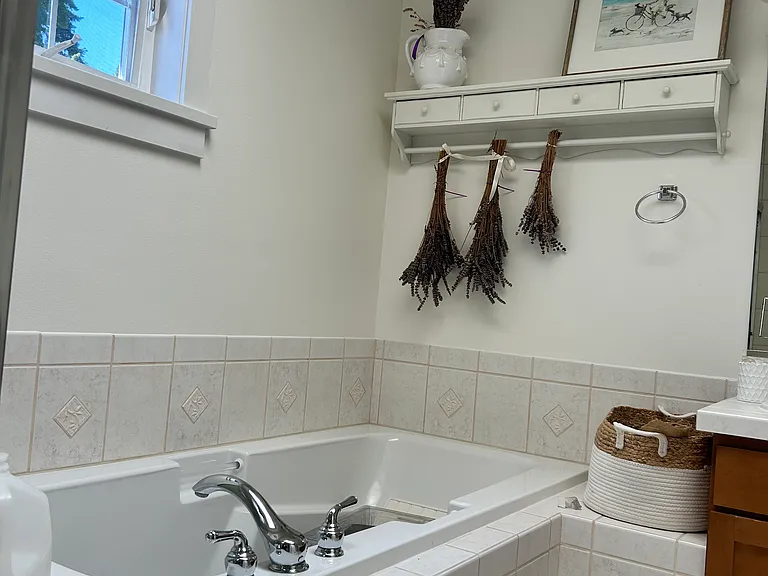 1163 Wing Point Way NE — Photo 21