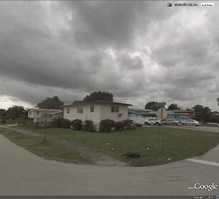 1st image of 1370 NE 204th Ter