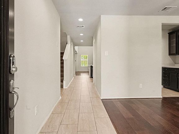 5th image of 3007 Canadian Goose Ln