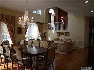 1st image of 52 Stone Hill Dr S