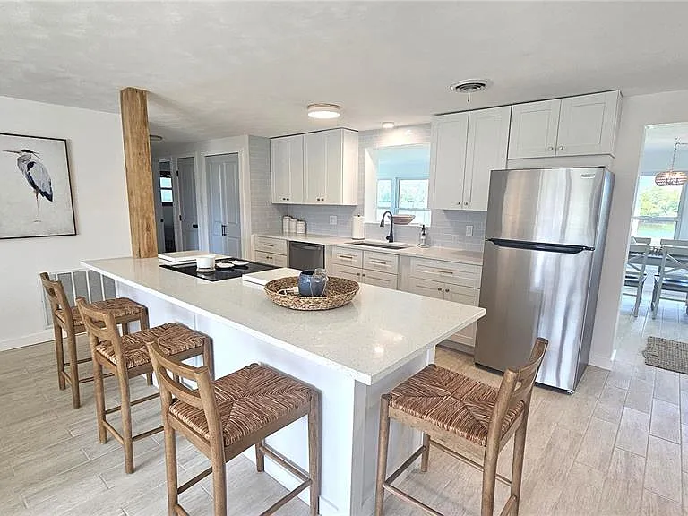 1210 S Maryknoll Rd — Photo 14