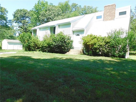 2nd image of 4 Glendale Cir