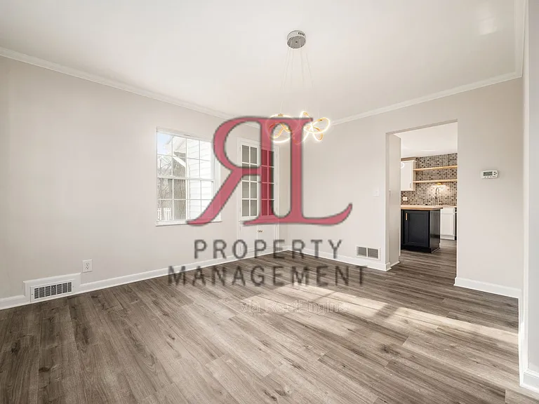 85 Eastmoor Blvd — Photo 15