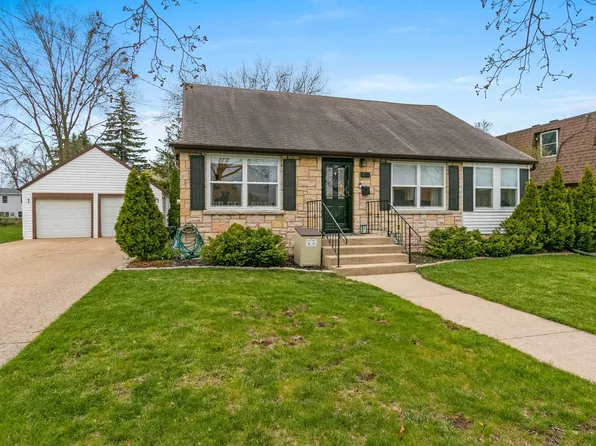 741 Reid St, De Pere, WI 54115