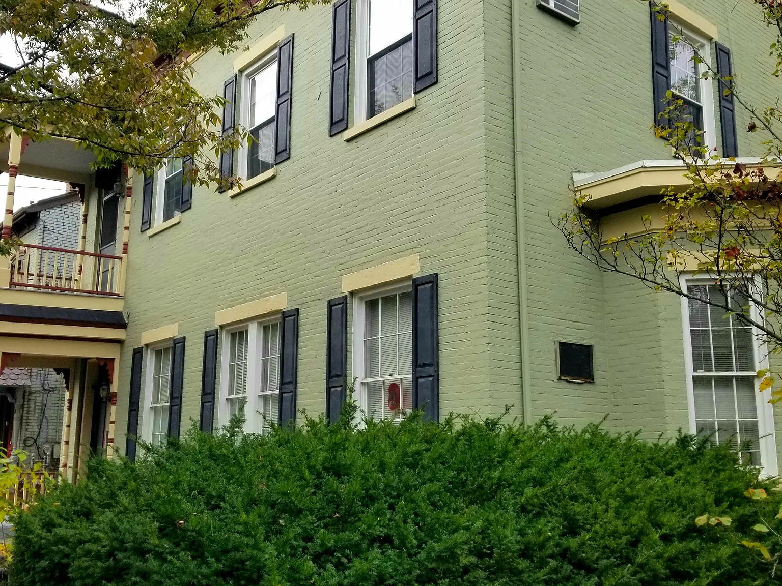 2 bed, 1000 sqft, $1,850 — Photo 2