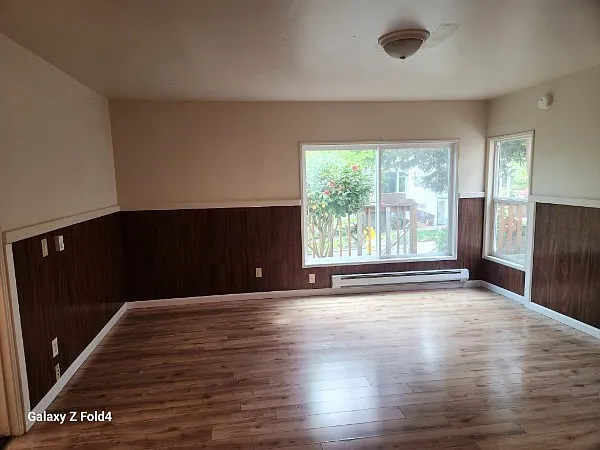 2015 15th Ave S #B — Photo 5