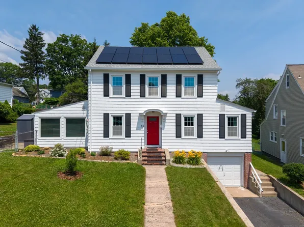 35 Brower St, West Haven, CT 06516