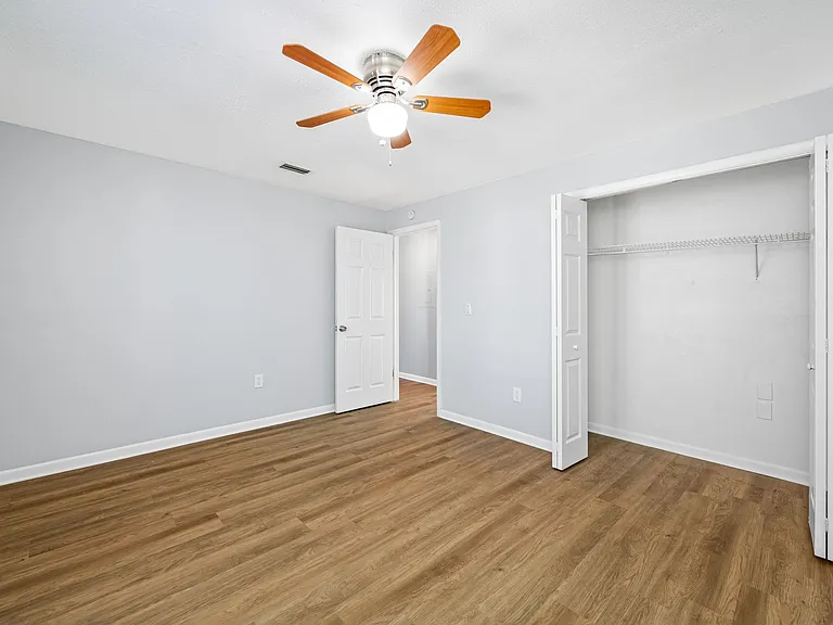 1308 W Waters Ave — Photo 11
