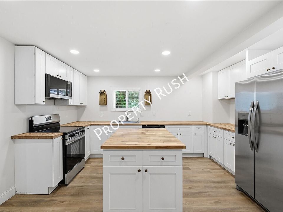 1st image of 127 Summitt St #A