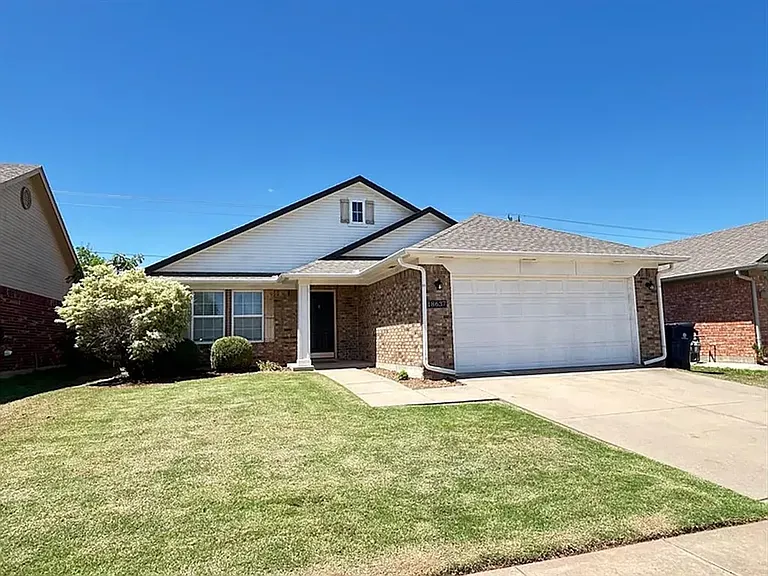18637 Piedra Dr — Photo 1