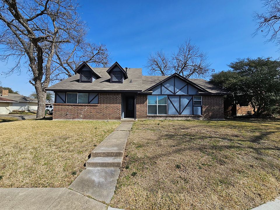 1st image of 4806 Cliffwood Dr