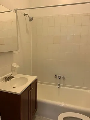 Rented by Douglas Elliman | media 16