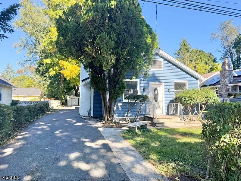 16 Stonewald Rd