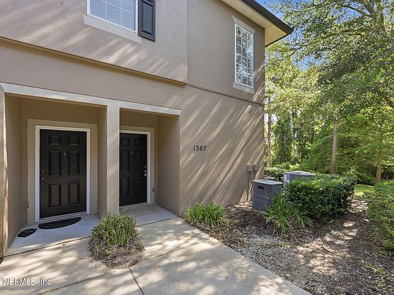 5th image of 12301 KERNAN FOREST Boulevard #1307