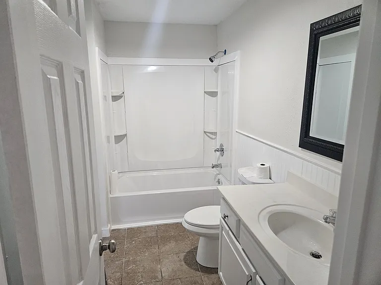 5801 Oakhaven Dr — Photo 8