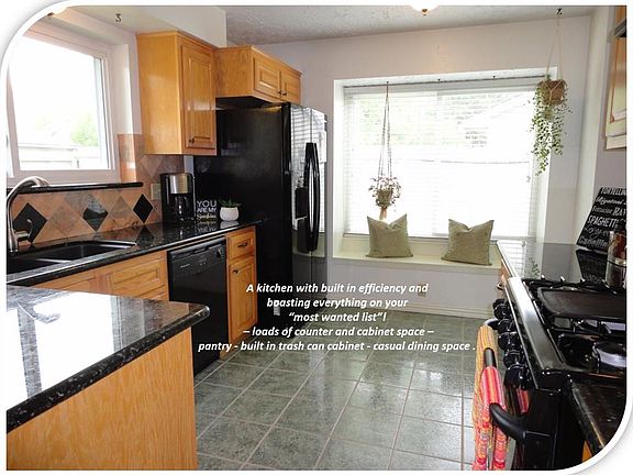 5th image of 307 Capehill Dr