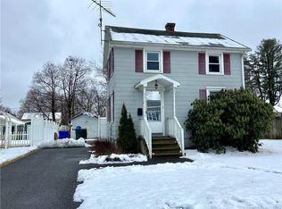 14 Dexter Rd, Windsor Locks, CT 06096