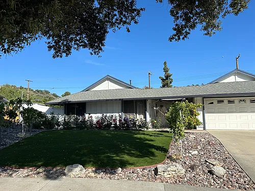 2406 Castle Rock Rd Photo 1