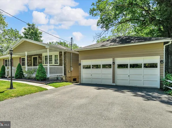 190 Brier City Rd, Pottsville, PA 17901