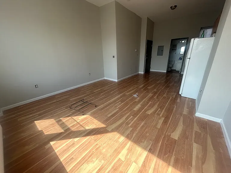 7329 W Chester Pike #2F — Photo 2