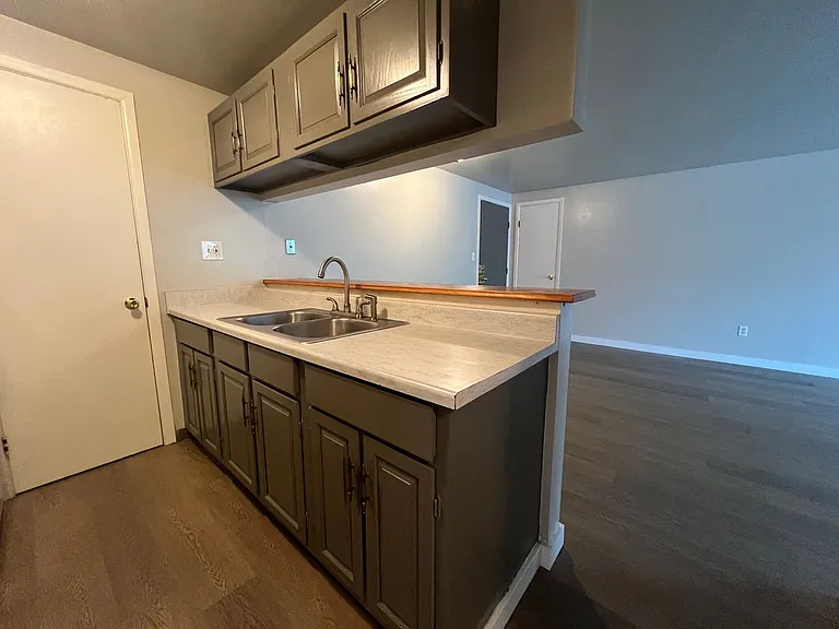 Mathews634 (KC-JF-NB) — Photo 16
