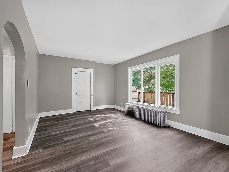 3045 N Dr William Finlayson St — Photo 6