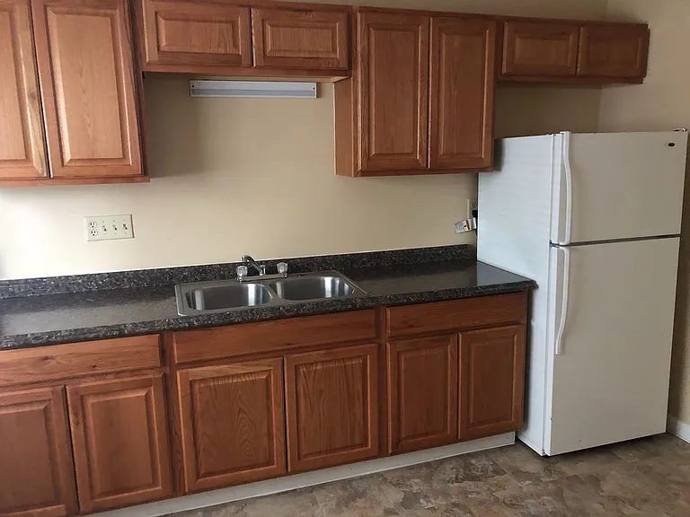 170 Polk St — Photo 1
