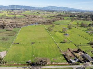 1853 Cooper Rd, Sebastopol, CA 95472