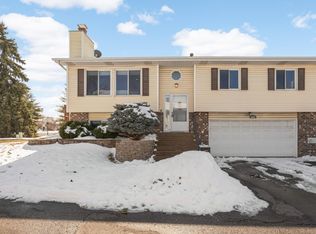 4465 Clover Ln, Eagan, MN 55122