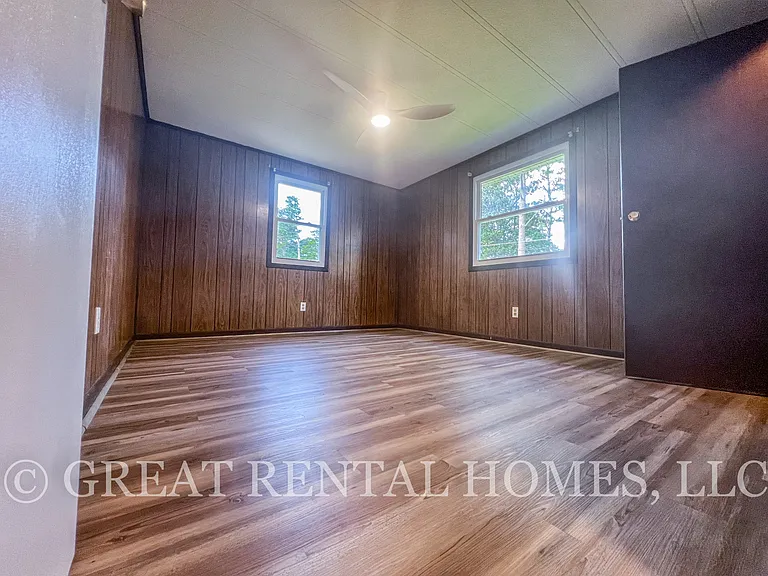 201 Chesterfield Pl — Photo 14